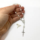 Taufrosenkranz, Geschenk Taufe, Taufgeschenk, weißer Rosenkranz, Kinderrosenkranz, Rosenkranz zur Taufe, Perlmuttrosenkranz, Perlmut, Perlmutt, kleiner Rosenrkanz, Kurzer Rosenkranz, Autorosenkranz