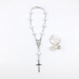 Rosenkranz weiss weiß echt Perlmutt Perlmut Perlmuttperlen kurz kurzer Geschenk für Mädchen zur Kommunion Erstkommunion Autorosenkranz Rosenkranz mit Verschluss fürs Auto Taufe Taufgeschenk Taufrosenkranz Kommunionsrosenkranz Junge
