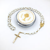 Perlmutt Rosenkranz weiß weiss mit Herz Herzchen Zwischenperlen gold goldfarben Rosenkranzdose Dose für Rosenkranz kommunionsrosenkranz rosenkranzkette echt perlmut kommunionsgeschenk Erstkommunion Etui Aufbewahrung Rosenkranz Metalldose Schmuckdose Schmuckaufbewahrung Taufschmuck religiöses und christliches Motiv Kelch Geschenk Konfirmation Firmung KommunionErstkommunion Taufe Taufgeschenk für Mädchen katholisches Motiv religiöses