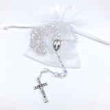 weißer Glitzer, funkelnder Rosenkranz für Mädchen zur Erstkommunion, Kommunion, Kommunionsrosenkranz, weiß, Kristallglasperlen, Kristall, Glasschliffperlen, changierend, regenbogen, Firmung, Geschenk Firmling, Firmpate, Konfirmation, Jugendweihe, Hochzeitsgeschenk, Hochzeitsrosenkranz