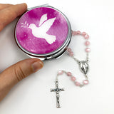 Rosenkranz pink rosa Mädchen Kommunion Konfirmation Erstkommunion Glasrosenkranz mit Schmuckdose Etui Fisch Kommunionsrosenkranz Firmung Kinderrosenkranz Kommunionsgeschenk, Geschenk mit Dose Box