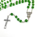 Klassischer Rosenkranz Glas grün grasgrün Glasperlen Geschenk für Jungen Bub Buben Mann zur Konfirmation Firmung Konfirmationsgeschenk Firmungsgeschenk Firmpate Firmpatin Rosenkranzkette Kommunion Kommuniongeschenk Junge