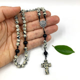 Design Unikat Rosenkranz schwarz weiß heiliger Geist gepunktet Edelsteinperlen Edelstein Dalmatiner Jaspis Geschenk Pfarrer Bischof weihrosenkranz geweiht geschenk konfirmation Junge geschenk firmung Bub Mann männerrosenkranz