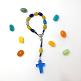 kurzer, kleiner, 
Design-Rosenkranz, Unikat, besonderer Kommunionsrosenkranz, individuell, handgeknüpft, geknüpft, Individueller Rosenkranz für Jungen, Jungs, Männer, Bub, Buben, Mädchen, Jungen, Geschenk zur Firmung, Erstkommunion, Taufe,  Rosenkranz, Geschenk Konfirmation Mädchen, blau, türkis, gelb, Glas, Glasperlen, Jelly Bean