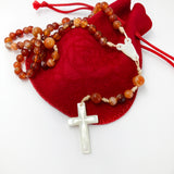 Design-Unikat: Rosenkranz Edelstein-Perlen + Perlmutt-Kreuz, orange