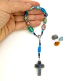 Design-Rosenkranz Unikat besonderer Rosenkranz für Jungen Konfirmation Firmung individuell  Taufe Taufgeschenk Kommunion Erstkommunion Geschenk handgeknüpft Unikat geknüpft Individueller Rosenkranz für Jungen Männer Geschenk zur Firmung Rosenkranzkette bunt grün blau personalisiert Edelsteinperlen Edelsteinrosenkranz, Geschenk Konfirmation Jungen Jugendweihe blau bunt kurzer Zehner Rosenkranz klein kurz bunt grün blau