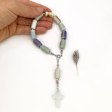 Design-Rosenkranz Unikat  besonderer Kommunionsrosenkranz  individuell personalisiert handgeknüpft  geknüpft Individueller Rosenkranz für Frauen Mädchen  Geschenk zur Firmung Kommunion Taufgeschenk kurzer Zehner Rosenkranz Keramikperlen, Edelsteinkreuz Mondstein Erstkommunion  Taufe  Rosenkranz Geschenk Konfirmation Mädchen  lila violett bunt Glasperlen taufrosenkranz Mädchen rosa pink pastellfarben pastell