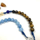 Edelstein Rosenkranz individualisierbar Namen Namensperlen Namensrosenkranz Rosenkranz mit Name Lapislazuli personalisierbar personalisiert Nonnen Goldenstein Klosterschwestern Salzburg Kämpferinnen Gerechtigkeit drei schwestern Goldenstein Peridot tigerauge Amethyst Aquamarin Karneol Special Edition