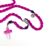 Design-Rosenkranz Unikat handgeknüpft geknüpft Porzellanperlen, Glasperlen Glasrosenkranz Individueller Rosenkranz für Frauen Mädchen Geschenk zur Firmung Erstkommunion Taufe Rosenkranz Geschenk Konfirmation Mädchen lila violett pink Kommunionsgeschenk Kommunionsrosenkranz Erstkommunion Geschenk Firmung Konifrmation Rosenkranzkette