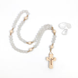 Rosenkranz Nonnen Goldenstein Klosterschwestern Salzburg drei schwestern Goldenstein Zirbe Zirbenholzperlen handgemachter Rosenkranz Österreichhandgefertogt handgeknüpft Spende Spenden limitierte Rosenkranz Edition Rosenkranz kaufen Österreich