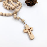 Zirbenholz Rosenkranz Zirbe Nonnen Goldenstein Klosterschwestern Salzburg drei schwestern Zirbe Zirbenholzperlen handgemachter Rosenkranz Österreich handgefertogt handgeknüpft Spende Rosenkranz kaufen Österreich