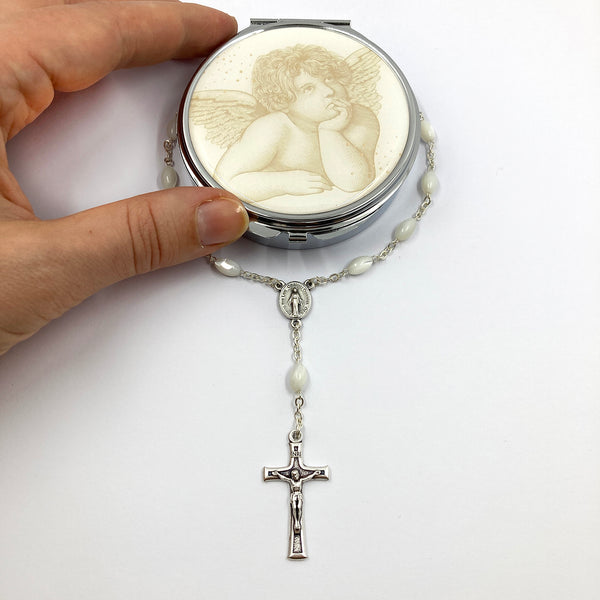 Taufrosenkranz mit Engelsdose Etui Engel Geschenk Taufe Taufgeschenk Junge Jungen Bub Mädchen weißer Rosenkranz Kinderrosenkranz Rosenkranz zur Taufe, Perlmuttrosenkranz Perlmut Perlmuttkleiner Kurzer Rosenkranz Autorosenkranz