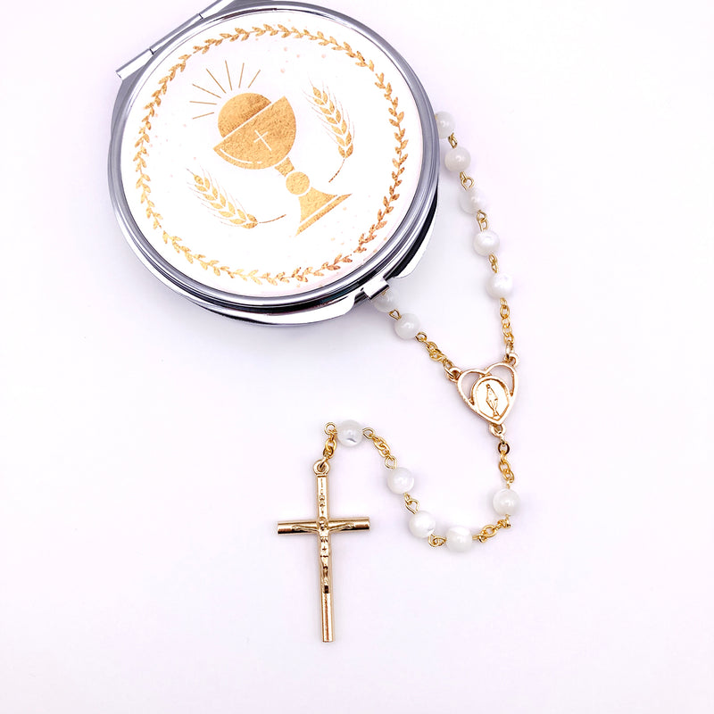 Rosenkranzdose Dose für Rosenkranz kommunionsrosenkranz rosenkranzkette echt perlmutt kommunionsgeschenk Erstkommunion Etui Aufbewahrung Rosenkranz Metalldose Schmuckdose Schmuckaufbewahrung, Taufschmuck weiß gold rund 7cm religiöses und christliches Motiv: Kelch Geschenk Konfirmation Firmung KommunionErstkommunion Taufe Taufgeschenk, Reiseschmuckdose Reiseschmucketui für Jungen Jungs Bub Buben Mädchen katholisches Motiv religiöses Set Geschenkset 