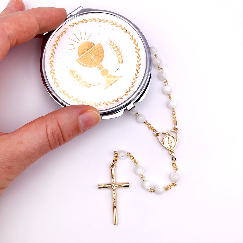 Rosenkranzdose Dose für Rosenkranz kommunionsrosenkranz rosenkranzkette echt perlmutt kommunionsgeschenk Erstkommunion Etui Aufbewahrung Rosenkranz Metalldose Schmuckdose Schmuckaufbewahrung, Taufschmuck weiß gold rund 7cm religiöses und christliches Motiv: Kelch Geschenk Konfirmation Firmung KommunionErstkommunion Taufe Taufgeschenk, Reiseschmuckdose Reiseschmucketui für Jungen Jungs Bub Buben Mädchen katholisches Motiv religiöses Set Geschenkset 