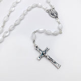 Kommunionsrosenkranz Rosenkranz für Junge Erstkommunion Kommunion weiß weiss zum umhängen perlen oval Rosenkranzkette Geschenk Mädchen Firmung Konfirmation Taufe Hochzeit Hochzeitsrosenkranz Taufgeschenk Kommuniongeschenk Frau Mann klassisch 