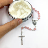 rosa pink Glasrosenkranz Glasperlen Taufgeschenk Mädchen Rosenkranz zur Kommunion  Rosenkranz mit Etui Dose Schmuckdose Rosenkranzdose Engel Geschenk zur Konfirmation Firmung Rosenkranz mit Rosenkranzdose, Schmuckdose Taufschmuck Rosenkranzdose Etui Dose Engel 