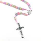 Design-Edition: bunter Regenbogen-Rosenkranz, mit Name