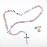 Design-Edition: bunter Regenbogen-Rosenkranz, mit Name