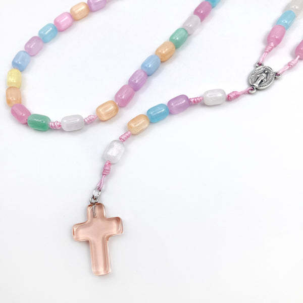 Kinderrosenkranz bunt Geschnek Mädchen ERstkommunion Kommunion pink rosa zuckerlfarben regenbogen regenbogenfarben rosenkranzkette für mädchen weihnachten 