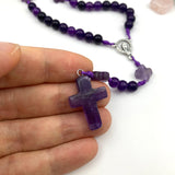 echt Amethyst handgemacht handgeknüpft geknüpft Design Rosenkranz Unikat individuell geknüpft handgeknüpft Edelstein Edelsteinrosenkranz Perlen lila violett Amethyst Edelsteinkreuz Geschenk Mädchen Konfirmation Firmung Taufe Erstkommunion Kommunion Rosenquarz Autorosenkranz Rosenkranz Jugendweihe Katholisch christlich 