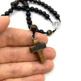 Rosenkranz schwarz Onyx Holz Ebenholz Tigerauge Kreuz Zwischenperlen Geschenk Pfarrer Priester Priesterweihe Junge Mann Opa Kommunion ERstkommunion Firmung Konfirmation schwarzer Autorosenkranz heiliger Benedikt Benediktus