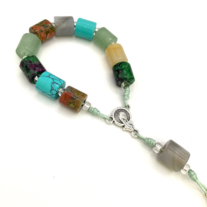 Design-Rosenkranz Unikat besonderer Rosenkranz für Jungen Konfirmation Firmung individuell  Taufe Taufgeschenk Kommunion Erstkommunion Geschenk handgeknüpft Unikat geknüpft Individueller Rosenkranz für Jungen Männer Geschenk zur Firmung Rosenkranzkette bunt grün blau personalisiert Edelsteinperlen Edelsteinrosenkranz, Geschenk Konfirmation Jungen Jugendweihe blau,bunt kurzer Zehner Rosenkranz klein kurz bunt grün aventurin