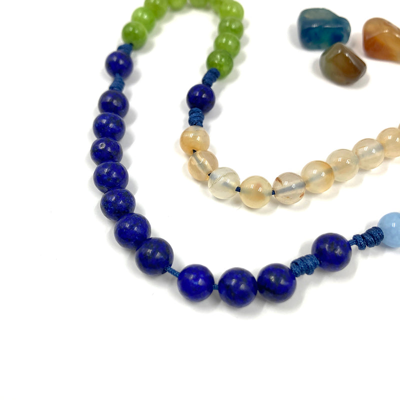 Edelstein Rosenkranz individualisierbar Namen Namensperlen Namensrosenkranz Rosenkranz mit Name Lapislazuli personalisierbar personalisiert Nonnen Goldenstein Klosterschwestern Salzburg Kämpferinnen Gerechtigkeit drei schwestern Goldenstein Peridot tigerauge Amethyst Aquamarin Karneol Special Edition 
