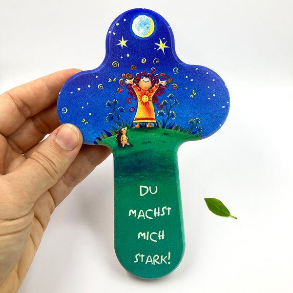 Taufgeschenk Kreuz Holzkreuz schönes Motiv blau grün Kind Sterne Mond Geschenk zur Taufe für Mädchen Jungen christliches katholisches Taufgeschenk Geschenk zur Geburt Kinderkreuz Wandkreuz 16 cm bunt Spruch du machst mich stark 