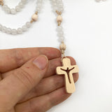 Rosenkranz Nonnen Goldenstein Klosterschwestern Salzburg drei schwestern Goldenstein Zirbe Zirbenholzperlen handgemachter Rosenkranz Österreichhandgefertogt handgeknüpft Spende Spenden limitierte Rosenkranz Edition Rosenkranz kaufen Österreich