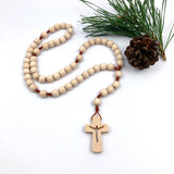 Zirbenholz Rosenkranz Zirbe Nonnen Goldenstein Klosterschwestern Salzburg drei schwestern Zirbe Zirbenholzperlen handgemachter Rosenkranz Österreich handgefertogt handgeknüpft Spende Rosenkranz kaufen Österreich