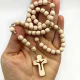 Zirbenholz Rosenkranz Zirbe Nonnen Goldenstein Klosterschwestern Salzburg drei schwestern Zirbe Zirbenholzperlen handgemachter Rosenkranz Österreich handgefertogt handgeknüpft Spende Rosenkranz kaufen Österreich